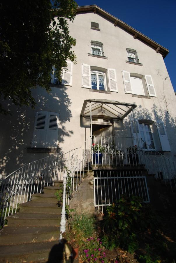 Maison De Retraite Vertaizon 外观 照片
