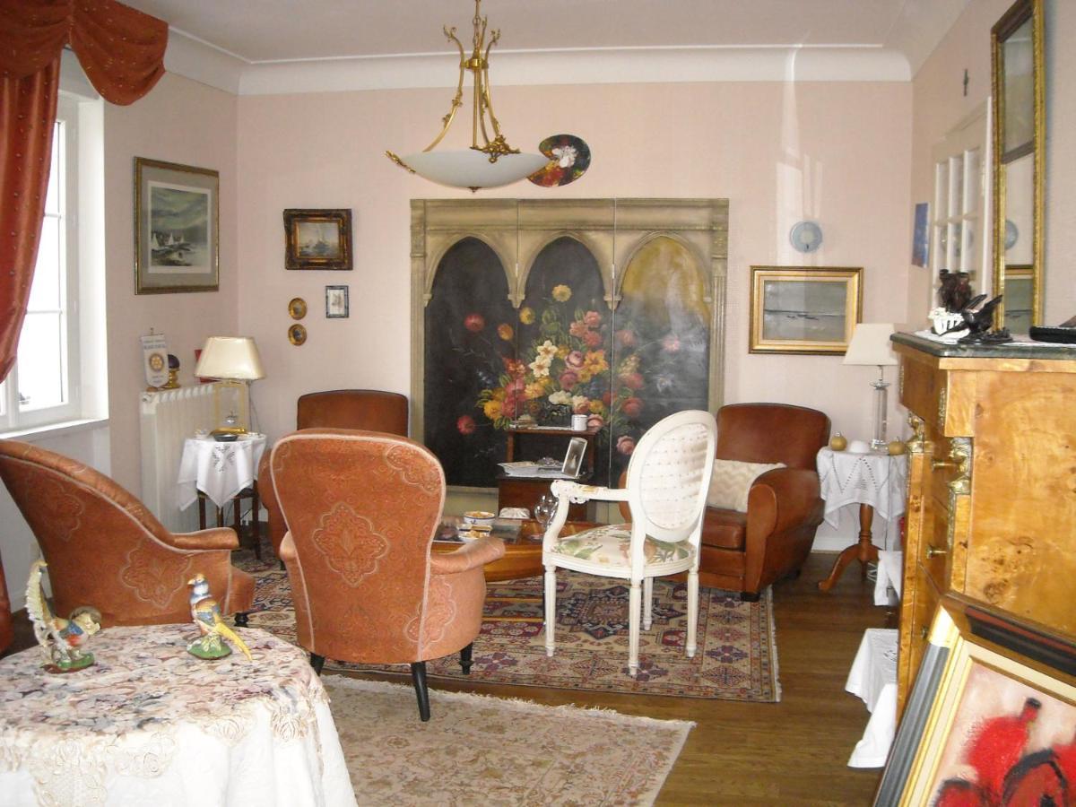 Maison De Retraite Vertaizon 外观 照片